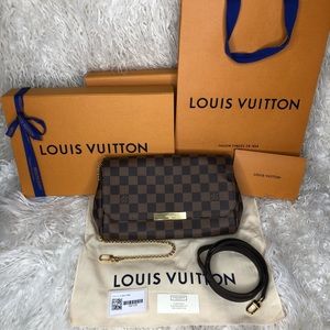 SOLD!!!! Louis Vuitton Favorite in Damier Ebene!